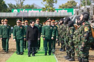 Thủ tướng kiểm tra công tác sẵn sàng chiến đấu của Lữ đoàn Trinh sát đặc nhiệm K3